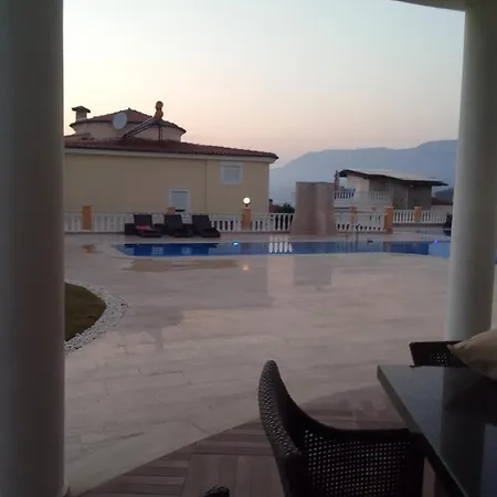 Double Pool * Alanya